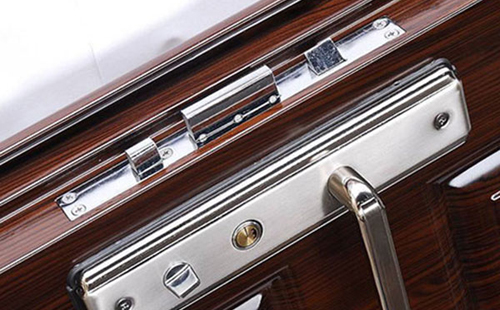 那坡24小时上门开锁公司